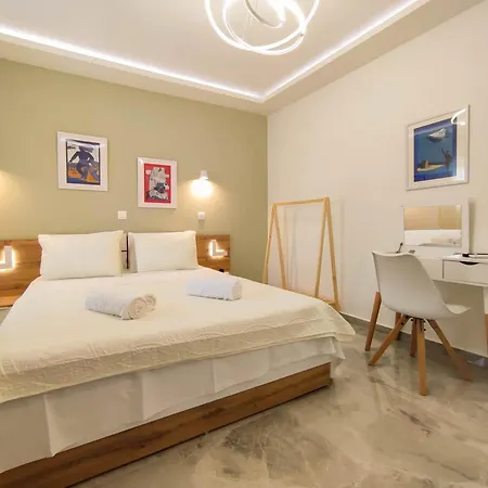 Zoe Apartment