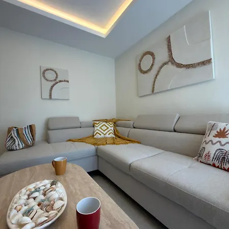 Apartment Zoe *